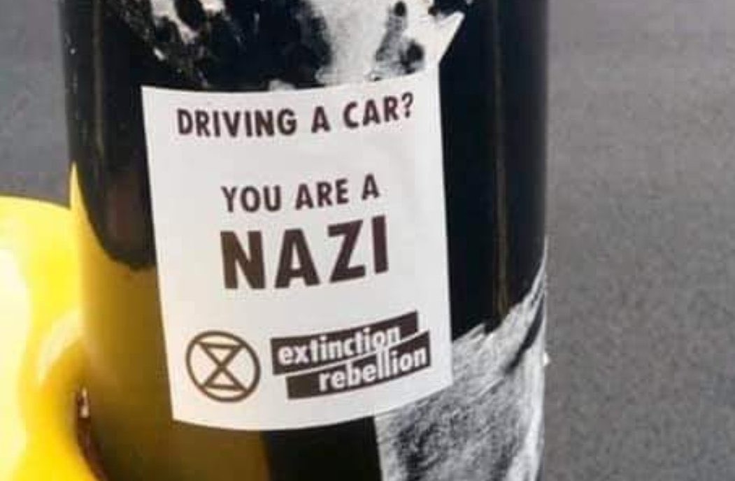 Henri_sl_'s tweet photo. Well that escalated quickly. #ExtinctionRebellion #godwinpoint #extremist https://t.co/XcXizBfpw6