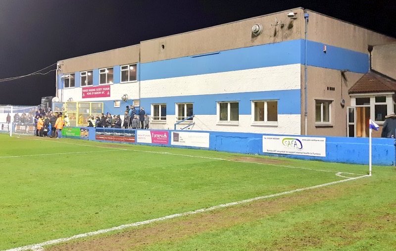 Could have been an eyesore this, but not with a shedload of blue and white paint. Now we are talking.