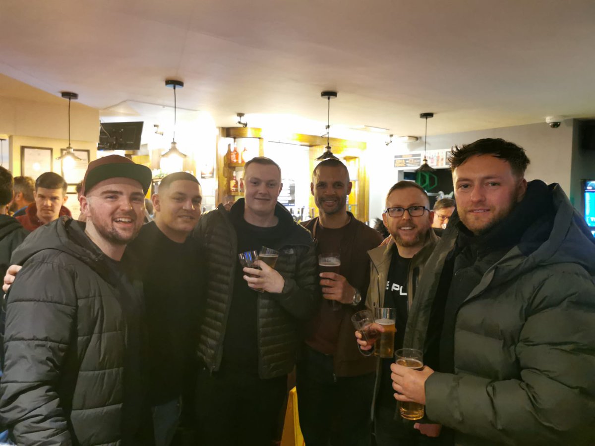 danpat6's tweet photo. #hcafc Justin Whittle and Nathan Doyle in Harvester Derby! Hull legends https://t.co/k9kgumeOLj