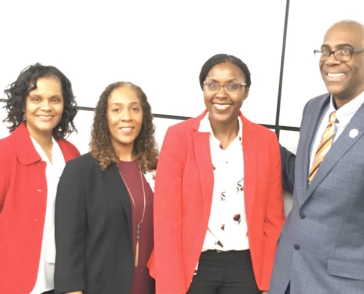 DoctorTBH's tweet photo. Leon McDougle, M.D., M.P.H., President-Elect of NMA and OSU’s Chief Diversity Officer visited BCM’s HMF and HAMAH leaders, as well as BCM COE Scholars.  @bcm_equity @bcmhouston @McDougle2020 @jenchristner @DrPSteelers https://t.co/hUC8PiFCYm