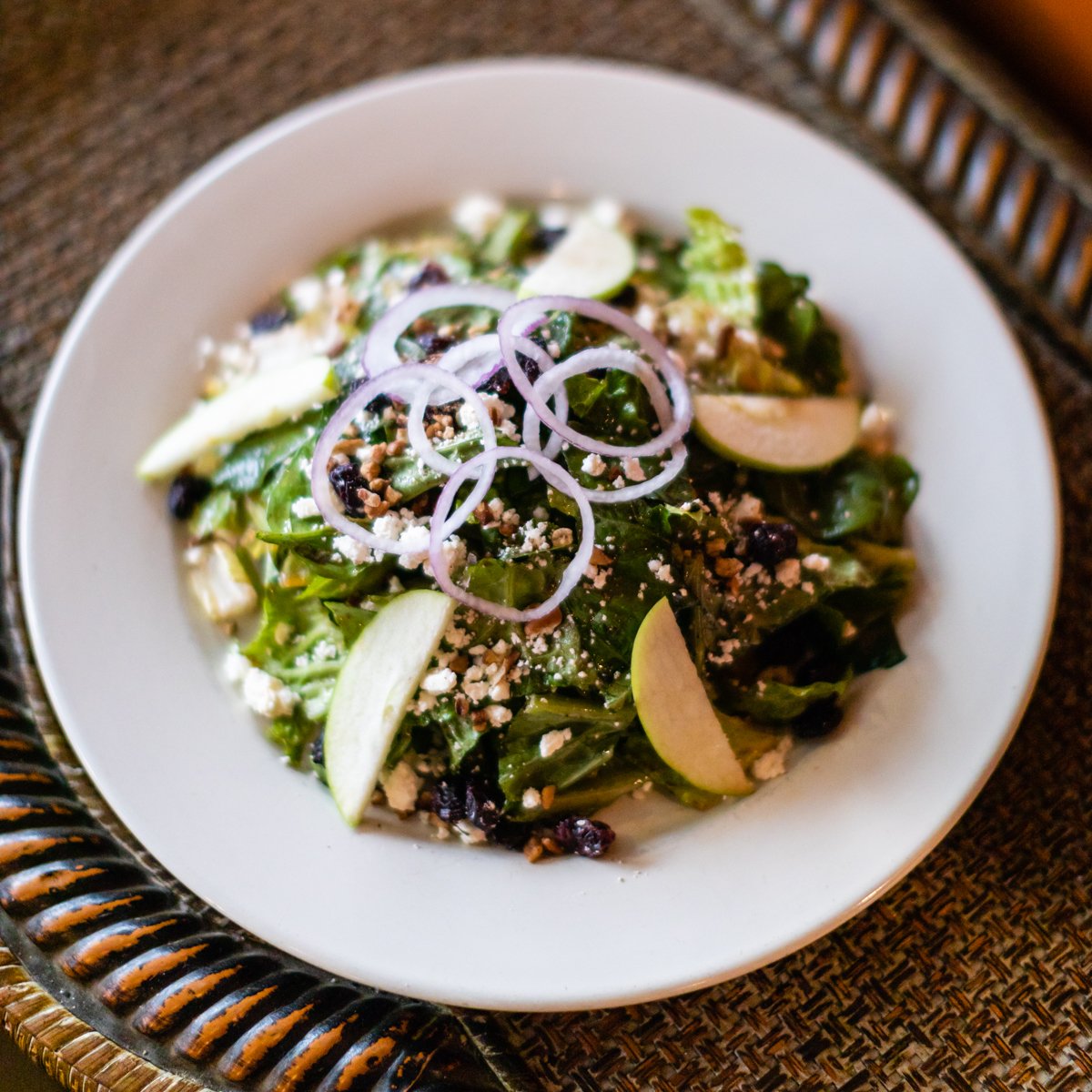 If all salads looked like this, then we'd eat them everyday. (Ours can, and we do.)