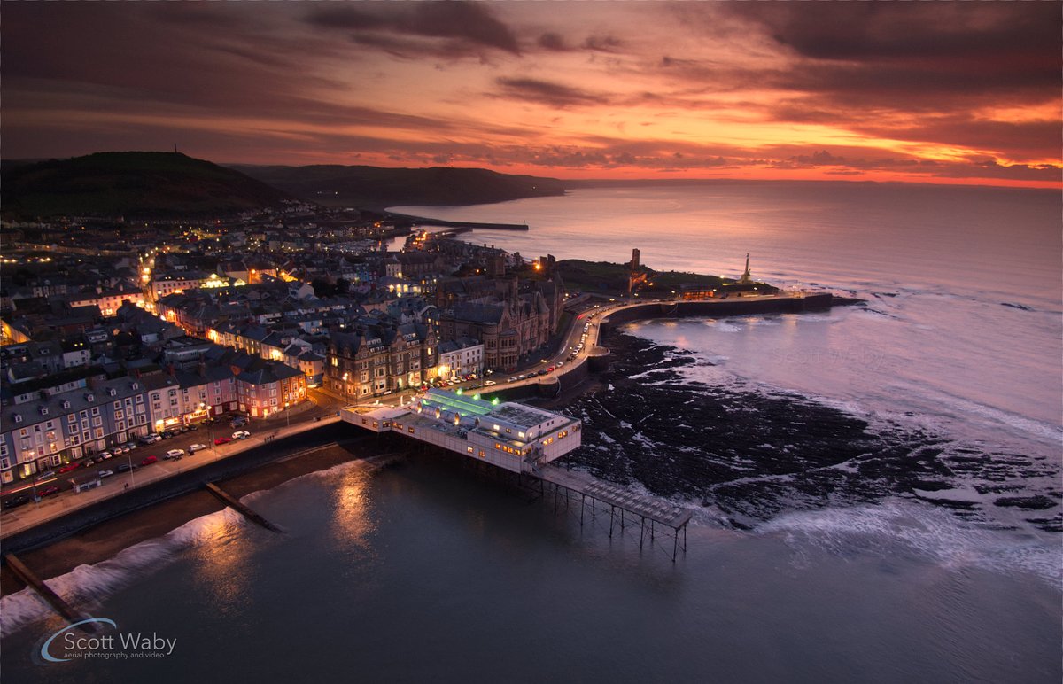 Beautiful sunset in Aberystwyth this evening. #Ceredigion #Wales