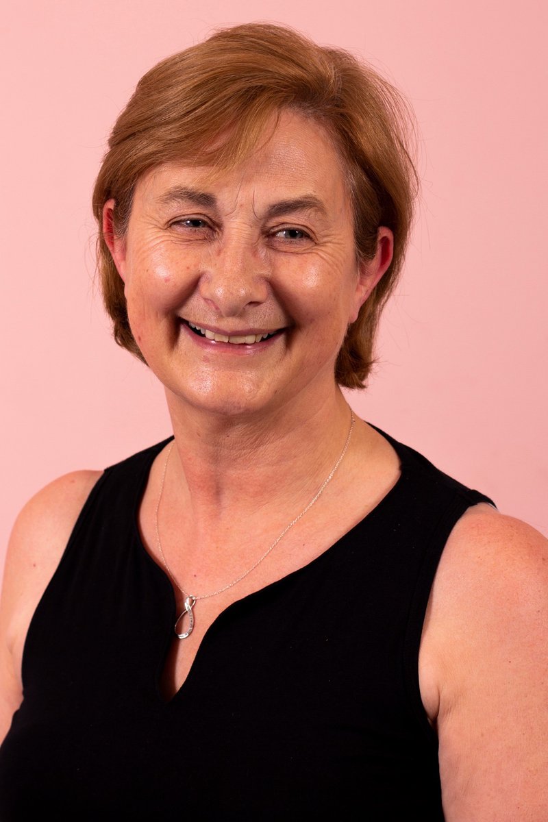 Meet Chris who plays Vera, a busy-body, who knows everyone's business; but what is she hiding? You'll need to come along to find out! 
Tickets for Stepping Out which runs from 22 - 24 Jan at 7.30pm at Howden Park are still available : 01506 340700 or tinyurl.com/yjyvl7ak.