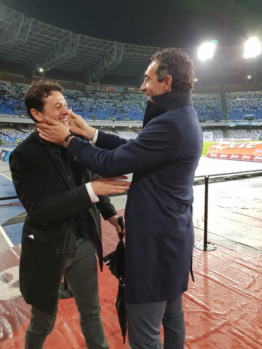 acffiorentina's tweet photo. 🎥 “Troppi ricordi, troppi ricordi” 😄💜  

@MassiGo18  
#Dainelli 

#ForzaViola ⚜️  
#NapoliFiorentina https://t.co/pnCcZXhleG