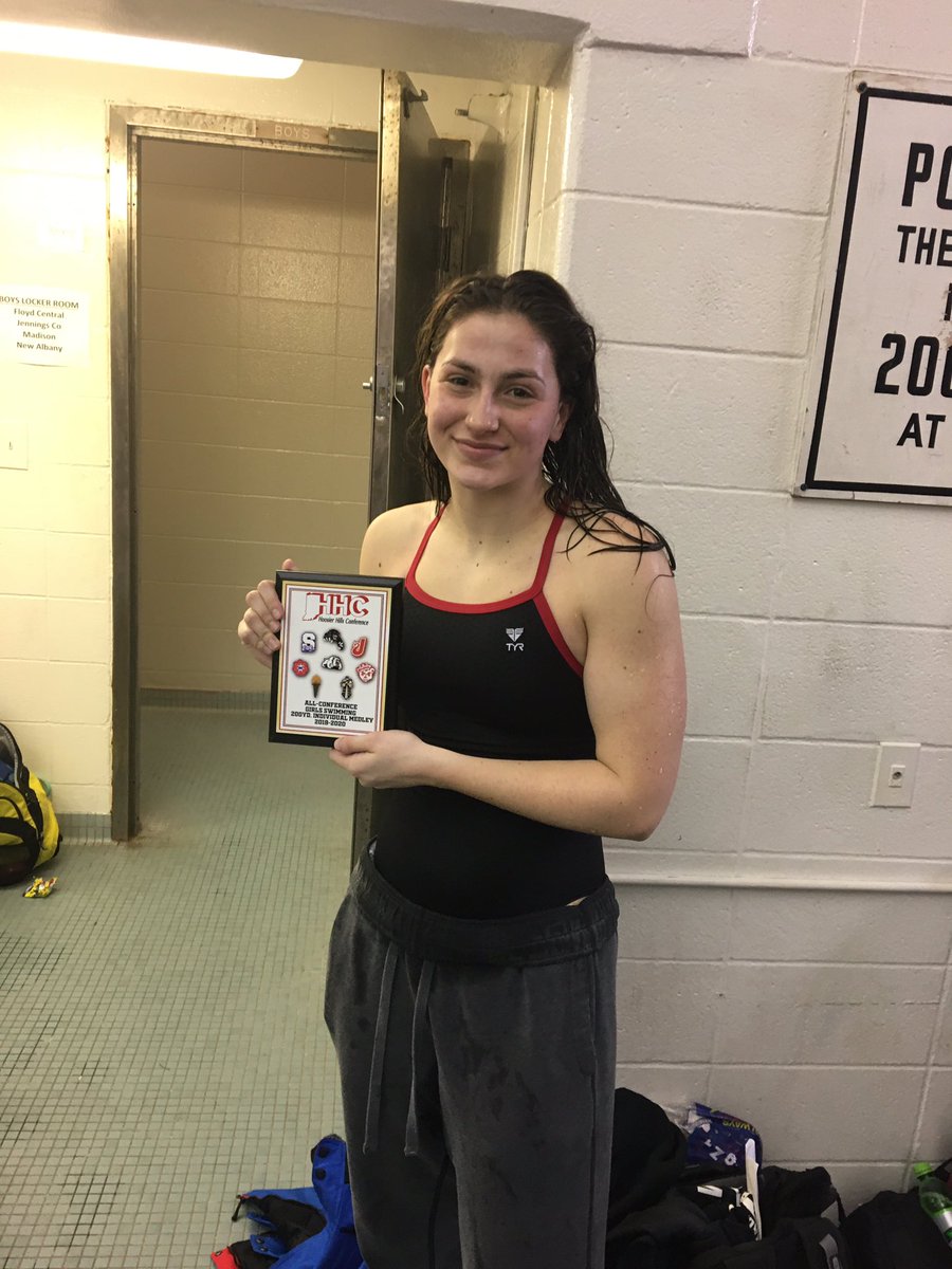 GoNewAlbany's tweet photo. Congratulations Greer Manger on her 200 IM HHC 1st place finish‼️🏊🏼‍♀️🥇🔴⚫️🐶 @GreerManger @ashley_manger https://t.co/tPYmsJnw64