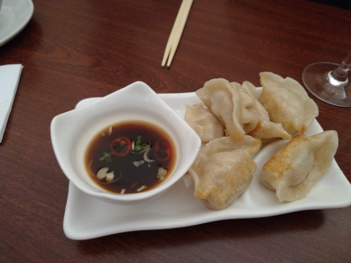 rjw1's tweet photo. Gyoza, tempura and Karage at Fuji Hiro #LeedsFunWeekend https://t.co/YVcIMA5RBg