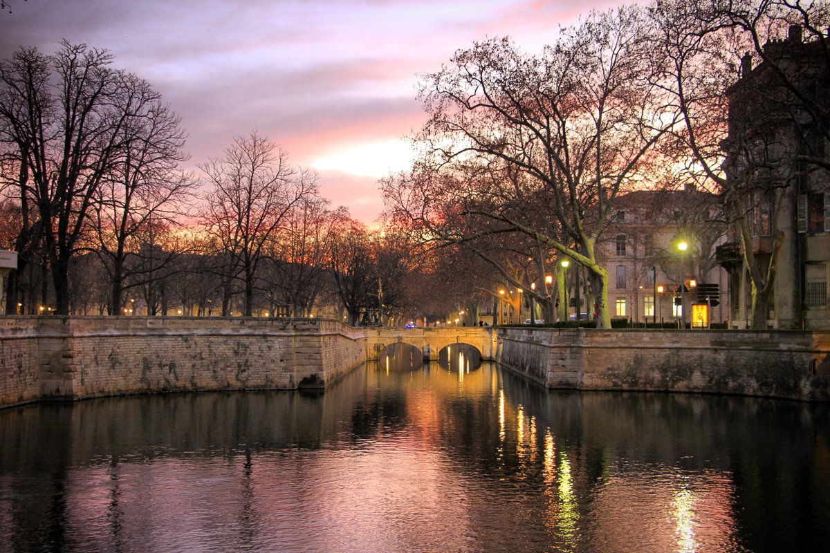 Lerefs143_'s tweet photo. Le jardin de la Fontaine à Nîmes
👀😍
.
#photooftheday #photography #Nimes #sunrise #canon #lerefs https://t.co/LcnUphsy0s