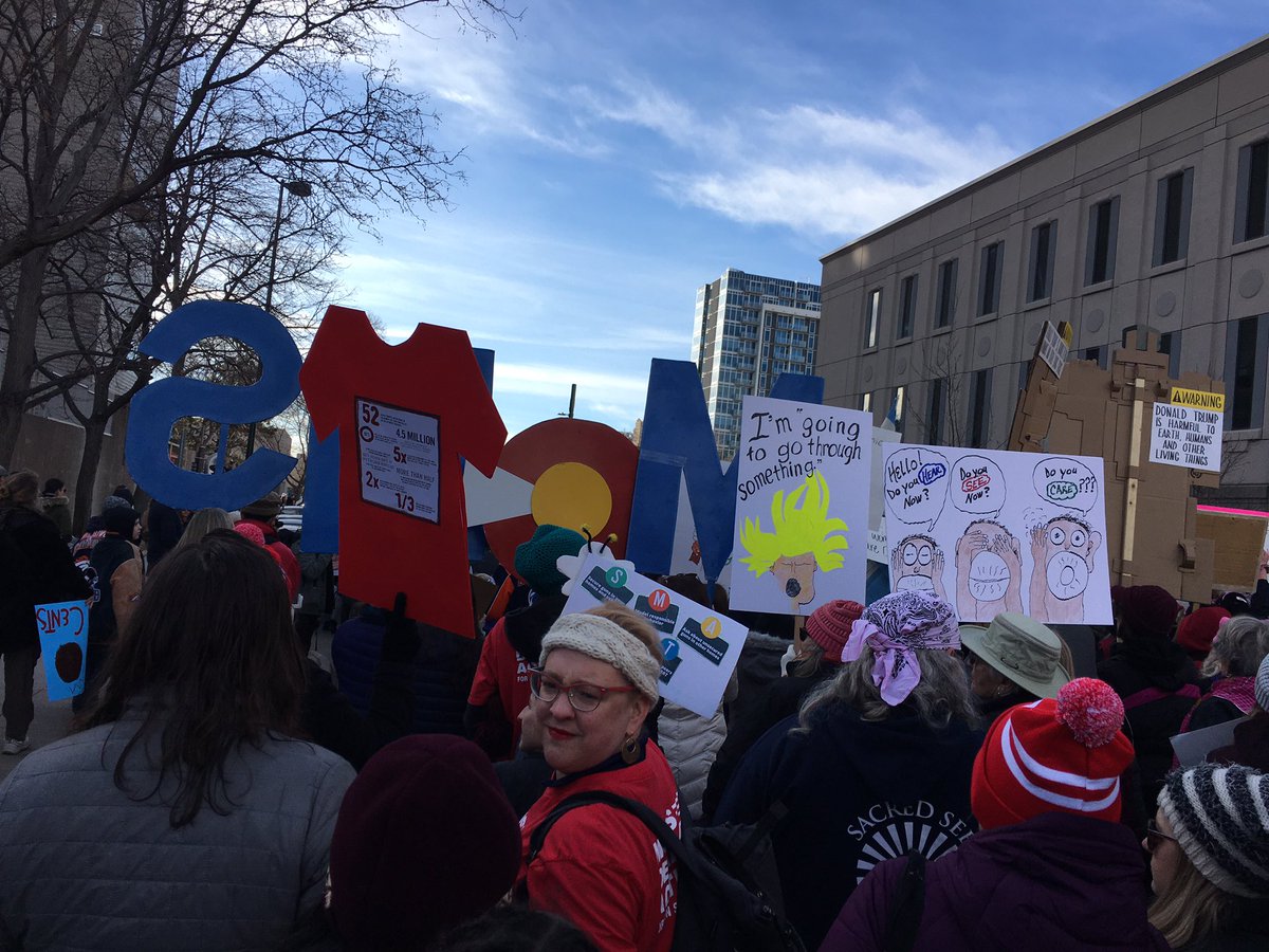 Colorado @MomsDemand marching in the #WomensMarch2020 #Denver #WeCanEndGunViolence