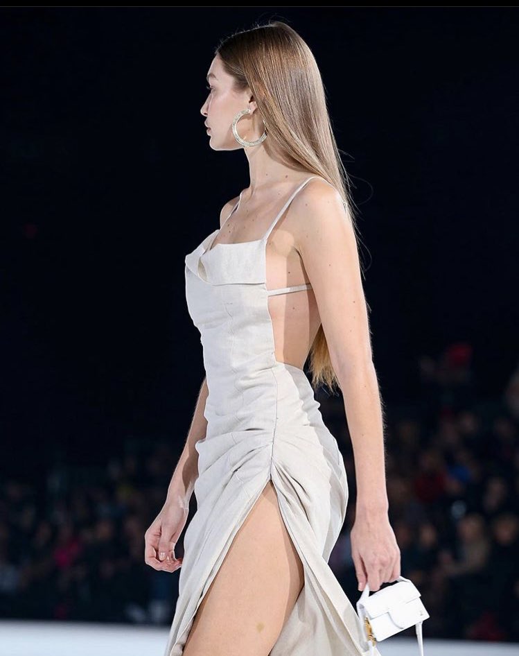 leemcquxxn's tweet photo. gigi at jacquemus https://t.co/GaNbCxKs8j