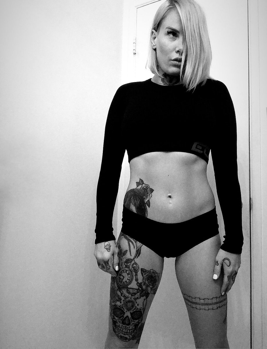 Bec Rawlings Nude Leaked Videos and Naked Pics! 22