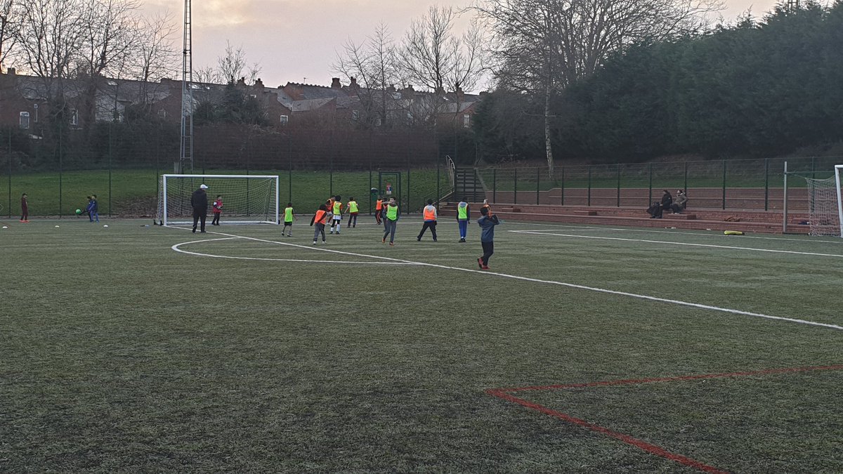 First session with some sun .. out came the #community sensational football with over 100 dropping in ⚽️🎉🎉🎉👍 thank you