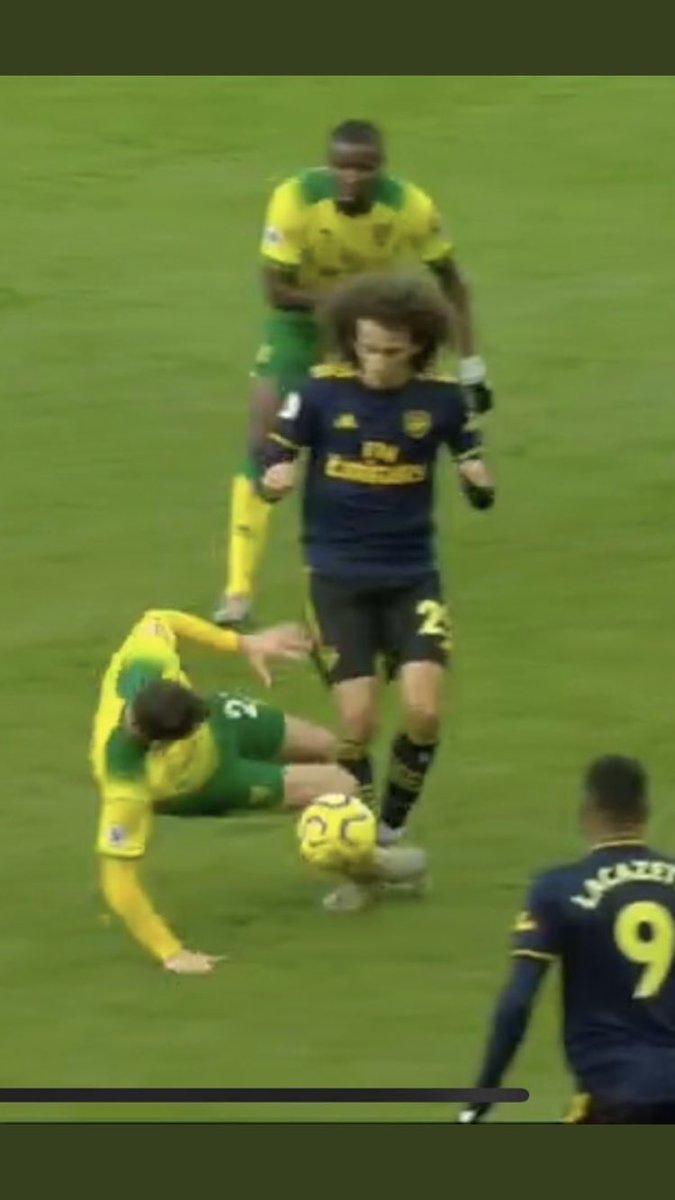 Arsenal vs Norwich. A red card wasn’t given for this horrendous tackle on Guendouzi. Could have caused a serious injury. Again, no consistency. Game ended 2-2. Thanks,  @gooooooner__