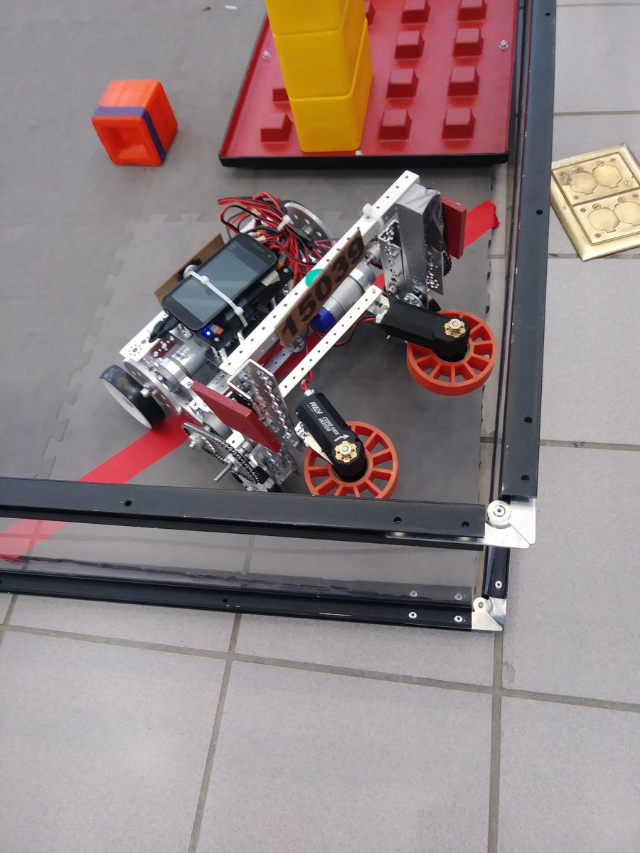 FALCONS_FixIt's tweet photo. Falcon Robotics is in da house!!!!! At the FTC Robotics Competition at Chapin HS, currently in 7th place after winning two out of three rounds. Go Falcons!!!!! https://t.co/XZdZ0Jqa6s