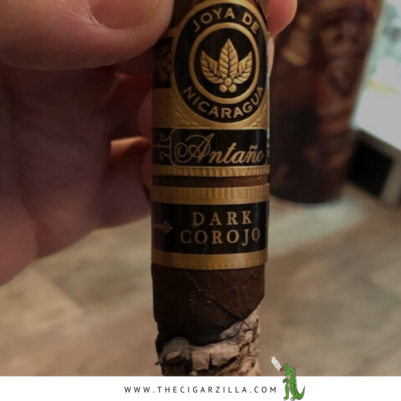 CigarZilla's tweet photo. Slow burning through the weekend with a Joya de Nicaragua Antano Dark Corojo El Martillo Robusto      💨         💨          💨         💨 

-       -       -

https://t.co/UJ4RbD61bL

-        -        -

#TheCigarZilla https://t.co/Ogz6b52xh8