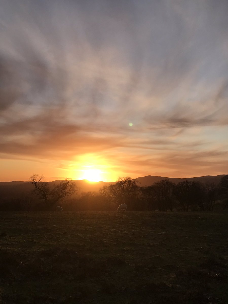 So nice to see the #sunshine today after all this #rain.. the students spent the week avoiding the #downpours and learnt #kayakskills #swimming pool #kayaking.. <a href="/Gloscol/">Gloucestershire College</a> <a href="/FreedomFOD/">Freedom Leisure FOD</a> #warmoutdoored #outdoored #cinderfordoutdooradventure <a href="/Forest_of_Dean/">Forest of Dean</a> <a href="/DeanWyeNews/">ForestWyeReview</a> @DeanWye