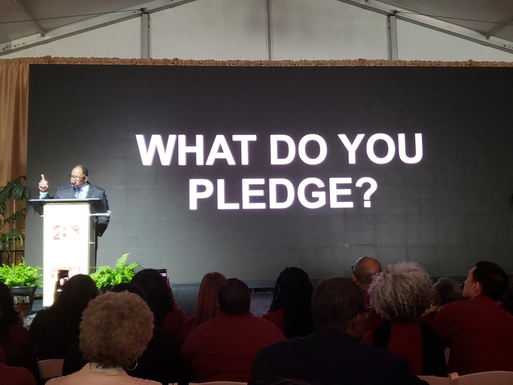 LACountyRRCC's tweet photo. Be sure your pledge includes voting! Out today at the 28th Annual Empowerment Congress Summit sharing information on the new Los Angeles County #VotingExperience -- More Days, More Ways -- More Choices, More Voices. #VSAP #educate2020 https://t.co/nw7VTOYGVV