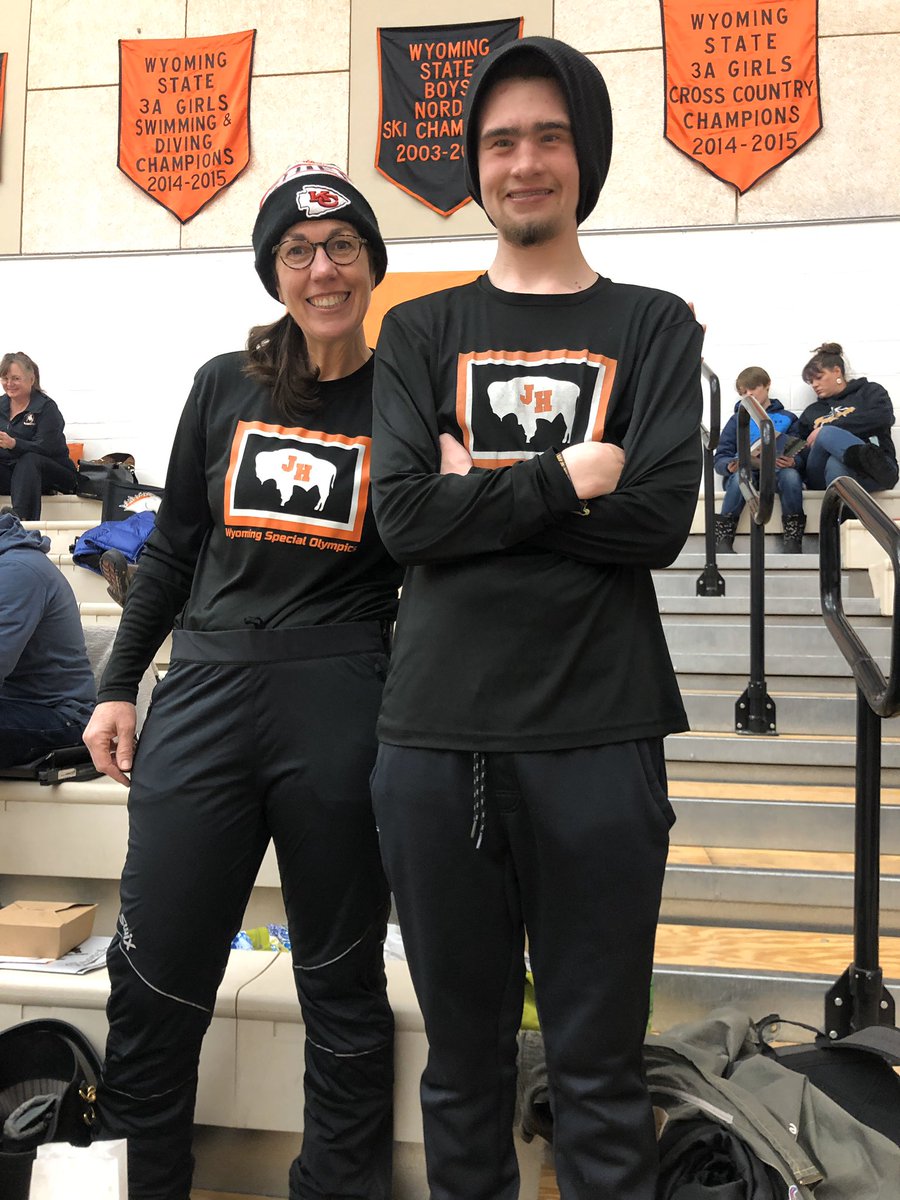 TetonSchools's tweet photo. Twinning in support of the Broncs basketball teams @gk_chapman https://t.co/rl01x6vFZz