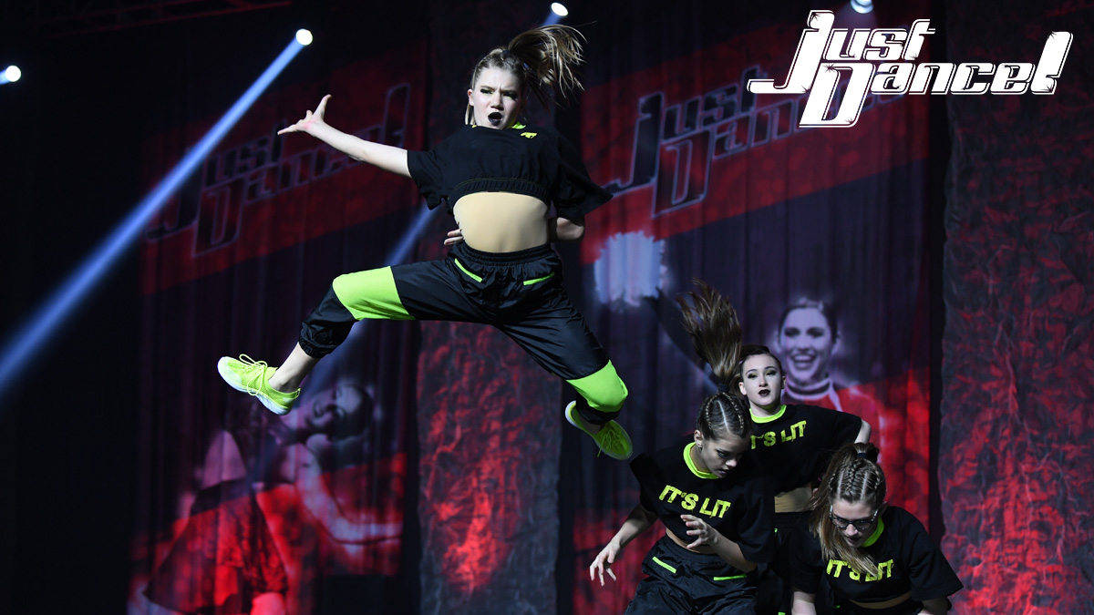 JustDanceSeries's tweet photo. #JustDanceIndy is serving up some amazing routines today! Who has been your favorite to watch so far?! ⬇️ https://t.co/IM6LnnIF09