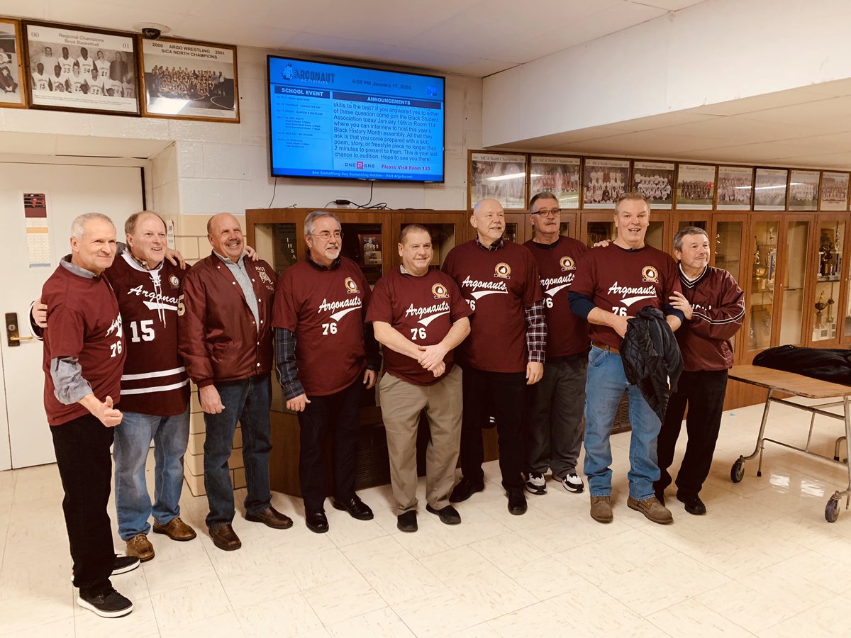 ArgonautActivi1's tweet photo. What a great night for our alumni. Thanks for coming out on a winters night to celebrate our Centennial. #argo100years #theschoolofvictory #argocommunitystrong #argocommunityhighschool #argoalumninight20 https://t.co/swH3gY2XW3