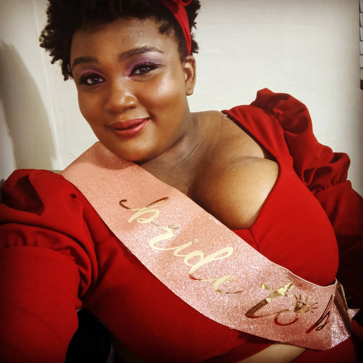 VanillaStrike's tweet image. We Bachlorette partying again tonight and I am #ineffect! #futuremrs #retrofuturesexy #gamergirlsgettingmarried