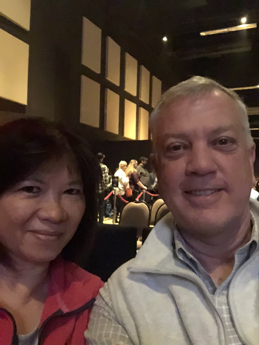 kjotis's tweet photo. Waiting for Chris Young https://t.co/JGa1uQHe2H