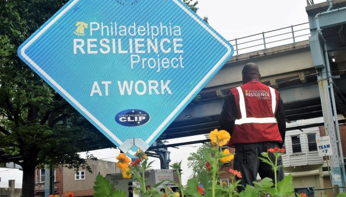 NKCDC's tweet photo. El BARRIO ES NUESTRO
Learn how @PhiladelphiaGov will continue to work to prevent drug use, increase access to treatment, and collaborate with the #Kensington community. 

Tues, Jan 21, 5:30 PM - 7:00 PM
HACE Community Room, 167 W Allegheny Ave
Register at https://t.co/GRGU6HywUd https://t.co/70JzL9NeW4