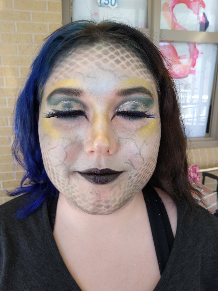 Venom Cosmetology Juniors Narai and her model Emma competed in the Esthetics competition which consisted of facial, day/evening makeup and a fantasy makeup application. What a beautiful job!