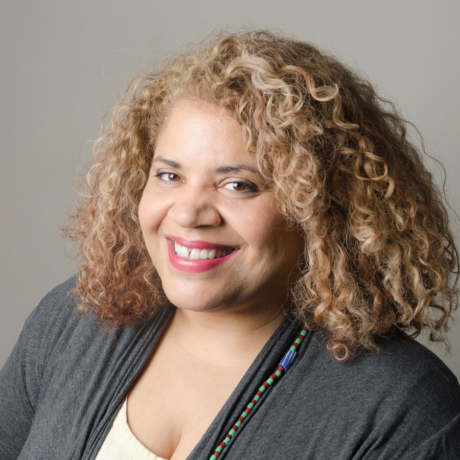 UPPSA_UIS's tweet photo. Two words: Food. Justice. 

We’ll have a panel to break it all down for y’all, featuring:

Erika Allen (@ugrowcollective)
Rodger Cooley (@ChiFoodPolicy)
Nicole Robinson (@FoodDepository)

Register now for #UIS2020 at the link in our bio! 

1/24/2020 https://t.co/fNEwLkzSqU