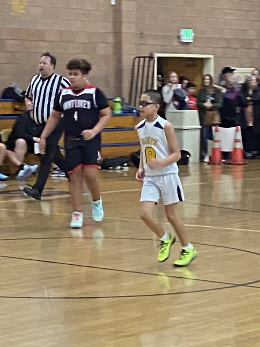 sbssaints's tweet photo. @sbssaints 8th grade 🏀 Spirit Team plated hard against St. Luke’s. Final score on our favor 👏🏼 Go Saints 😇 #CYO @StocktonDiocese https://t.co/4PGOzWzQUR