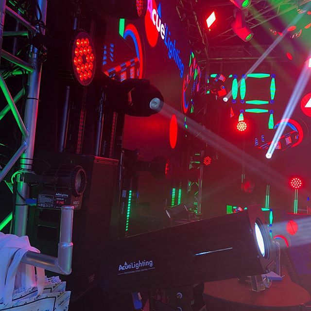 techrepmktg's tweet photo. @acuelighting bright idea using QSC in the booth this year! We love it!
.
.
.
.
.
.
#playoutloud #qsc #qscaudio #namm2020 #nammshow #acuelighting https://t.co/SSvXLNbR3U https://t.co/gnNfMjg6Wf