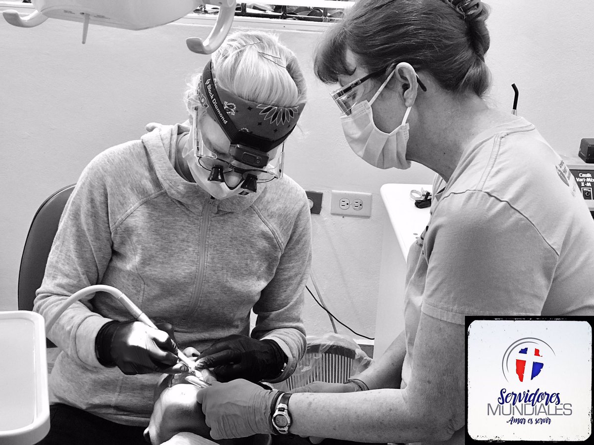 servidores_dr's tweet photo. Today a Dental Team is arriving in Dominican Republic. They will be serving in our Dental Clinic in San Cristobal. Pray for them! https://t.co/HkjtCszL6L