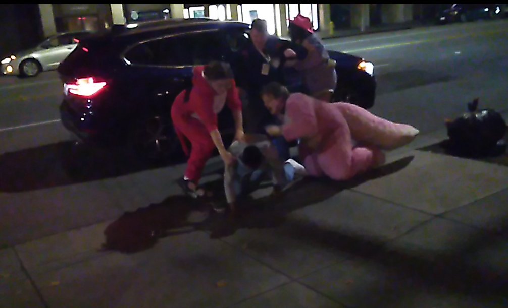 Furries pulling together to stop an abuser last night was absolutely WILD