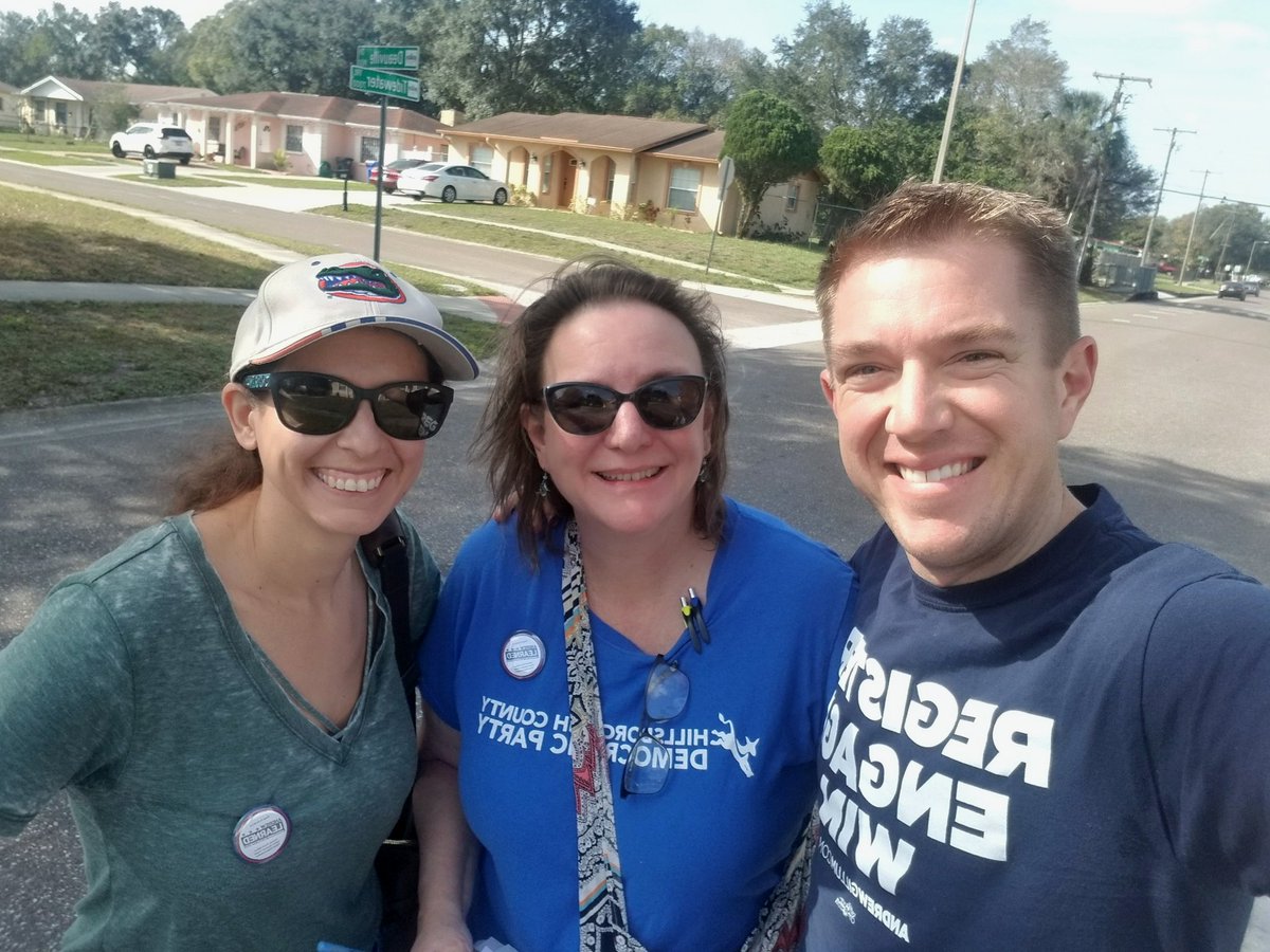 AndrewLearned's tweet photo. Canvassing for the win in 2020!!! We had a great day in #ClairMel registering #FL59 voters for the Primary coming up in March. When we vote, we win. Proud to rep the @AndrewGillum merch! ππΊπΈπͺ https://t.co/Fq8JVcK3MB