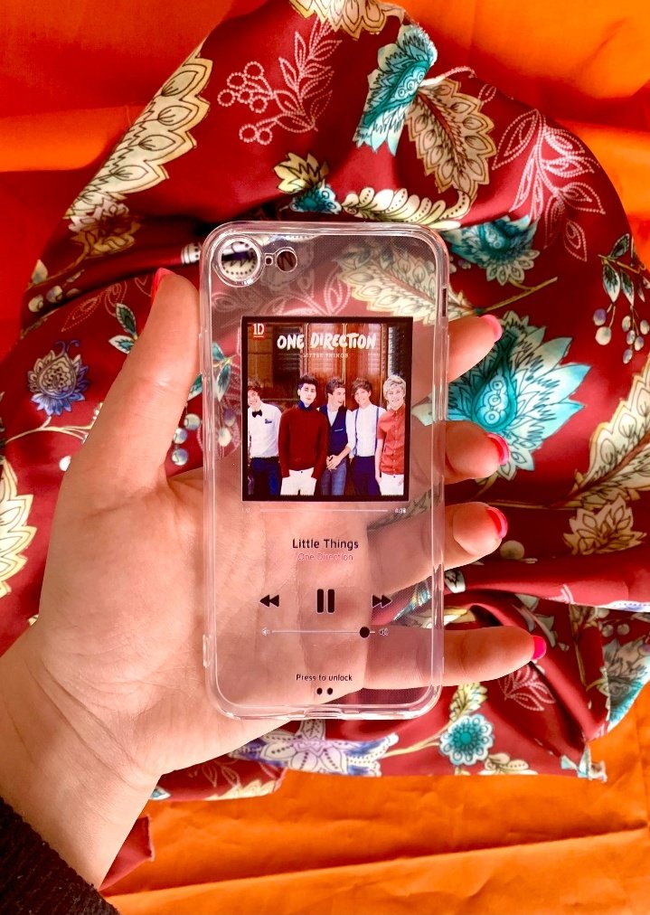 tryajjlvr's tweet photo. Please ayúdenme dando RT para alcanzar +300 para poder ganarme una funda personalizada de  @caseinabox con la canción You call my name DE GOT7, se los agradeceria mucho. 😭💚 https://t.co/Rkl0TwP3HE