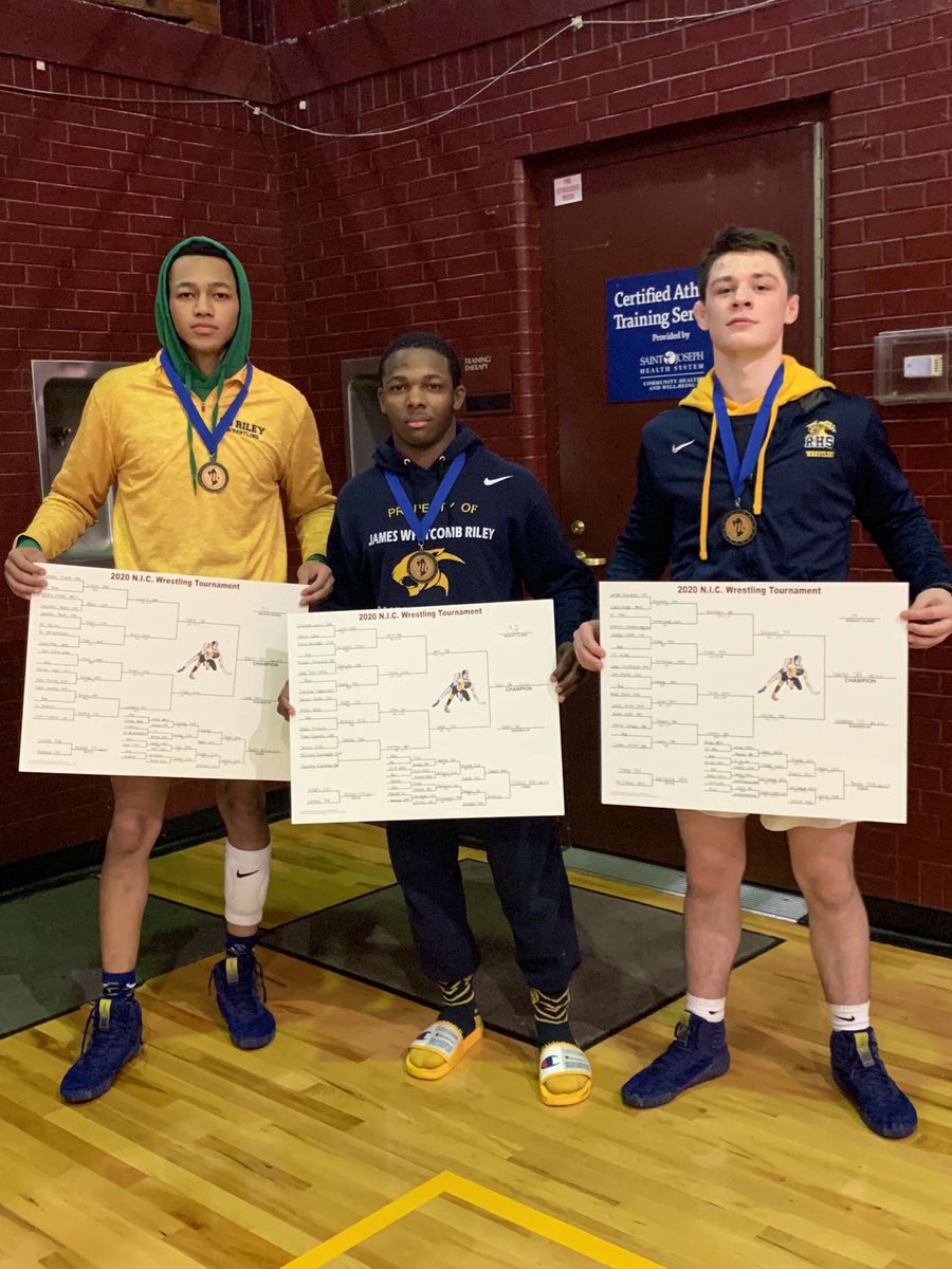 wildcatway_'s tweet photo. THREE Riley wrestlers are NIC CHAMPIONS!!!!
(pictured left to right)
Jessiah Marsh (152) , Droshawn Lewis (138) , Simeon Norton (145)
CONGRATULATIONS WILDCATS💙💛 https://t.co/IgwXhQUlFf
