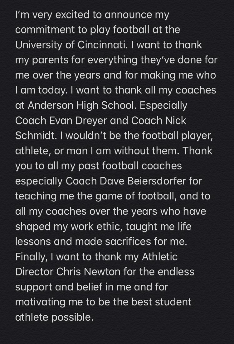 jmzcamden's tweet photo. Excited and blessed to announce my full commitment to playing football at the University of Cincinnati for @CoachFick. Thank you to all my friends and family who were apart of this journey. #GoCats #Workwins @CoachEvanDreyer @CoachTenuta @Marcus_Freeman1 @Mason_BM https://t.co/17RFWOfBh1