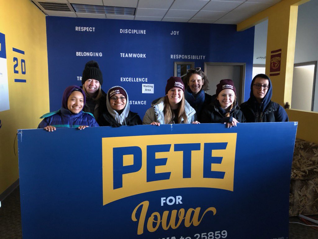 robyn_inDC's tweet photo. To finish off day, we made an impromptu visit to @PeteButtigieg campaign office. They were so welcoming, telling us each personally why they support Mayor Pete & even helped us complete 2 scavenger hunt tasks - barn sign & human pyramid! #van6 #MikvaInIowa @MikvaChallenge https://t.co/CsMauHN4vh