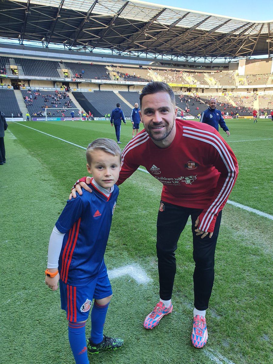 Mark Gradwell ⚽️🔴⚪️🔴⚪️☮️✌️🌸 tweet media