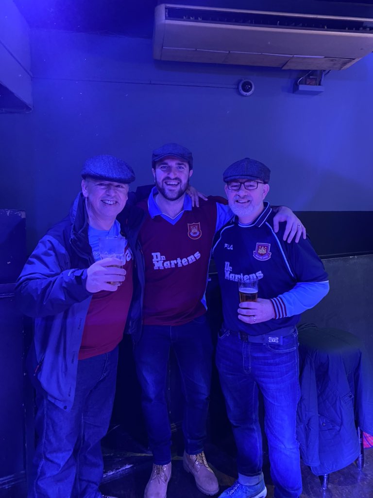 @DaveWalkerWHU cheers for a top event today! Proper special as it’s my 50th! Nice one, cheers fella, John Moncur was a legend today. #WestHamWay