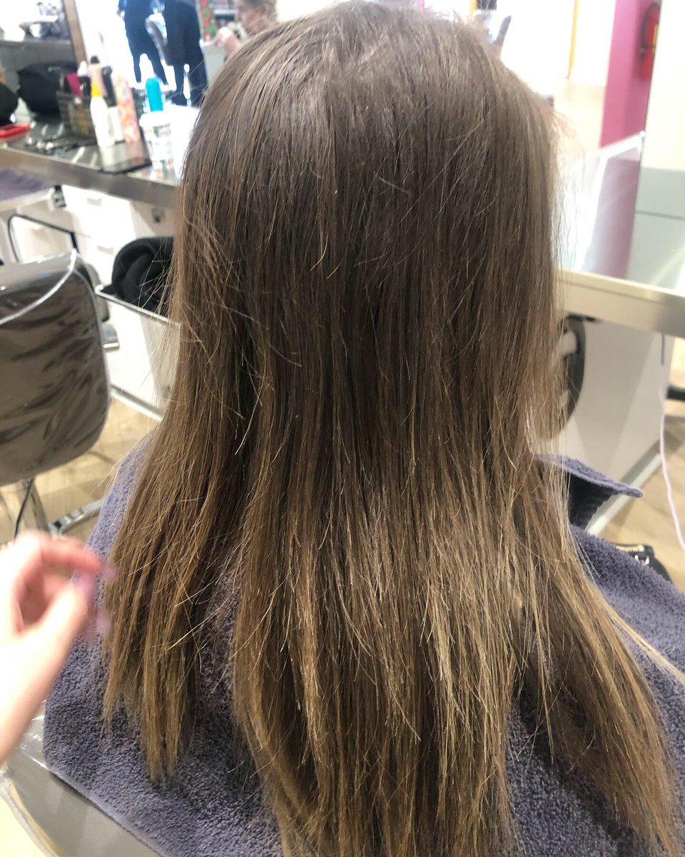 estherstrudel's tweet image. Before and After foilayage done by me #licensedtocreate