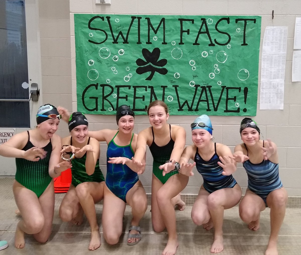 Middle schoolers killing it at prelims!  Woo-hoo!  Go, Green Wave!!
#GreenWaveSwimming 
Columbus DiocesanSwimTeam