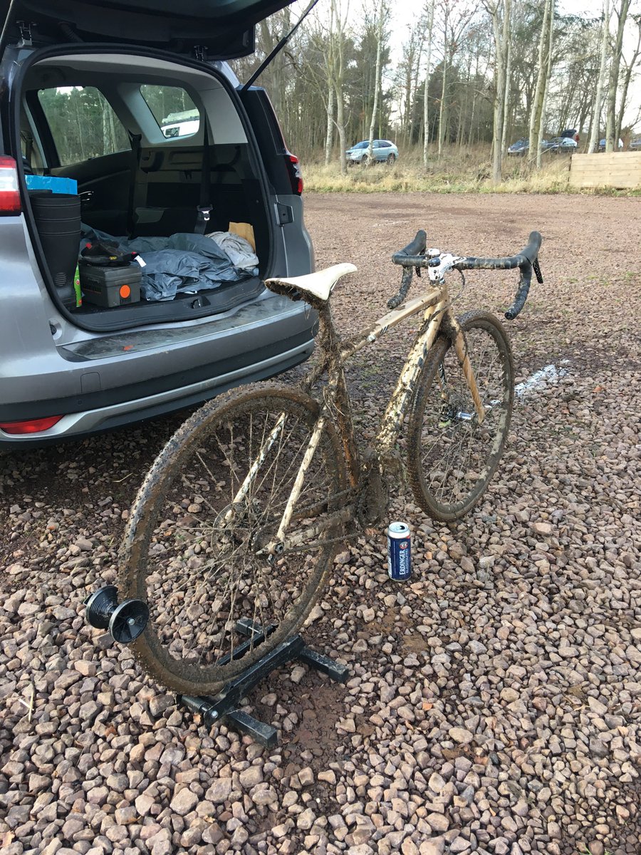 CraigHardie's tweet photo. A great day racing @superquaich Rnd2 #thistlycross @wintoncastle on a great new course with a bit of everything in it ๐๐ผ Thks to organisers/helpers on the day. Managed to go 4th Overall & 1st Singlespeeder ๐ #cyclocross #SingleSpeed #sscx #cycling #redisfaster @ErdingerAF_UK https://t.co/lcKRQTRJ0j