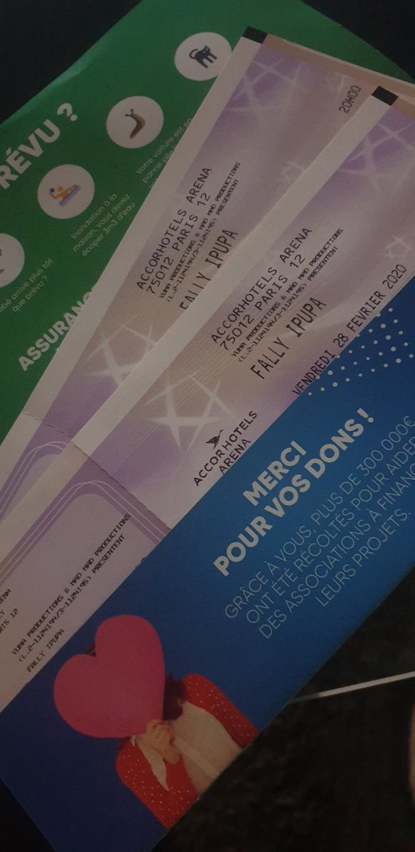 Maarvinho's tweet image. #le 28 février fally ipupa 🍾🍾🍾