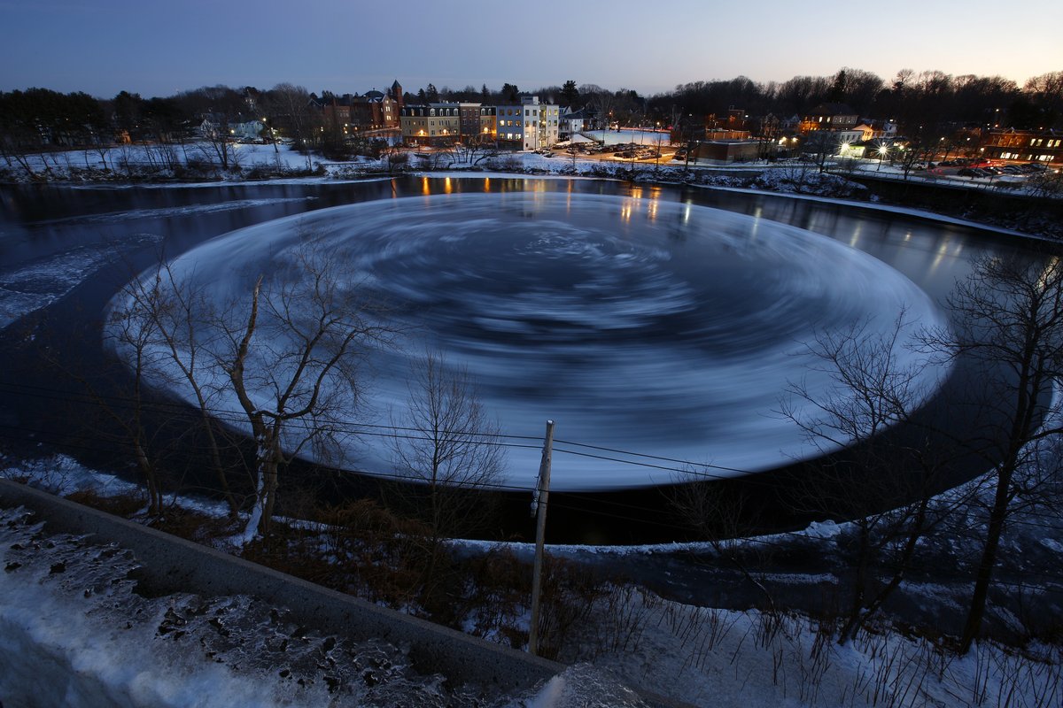 Ice disk forming again in river in Maine where last winter's disk gained international fame bit.ly/2tyj7df