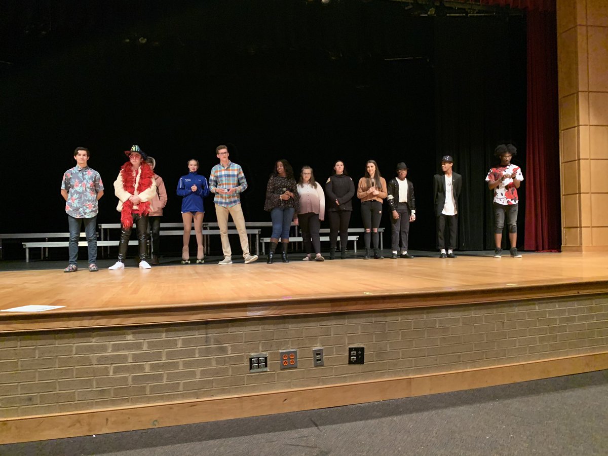 MatoacaWL's tweet photo. Last night, @MatoacaWL teachers were out in full force at the talent show! We had two performers in the faculty number, two judges, and two in attendance to see an incredible group of kids share their talents #matoacaproud #oneccps https://t.co/OJaPXXFZwI