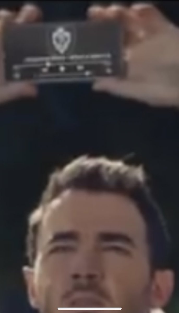 _peyforit's tweet photo. So I’m rewatching the #WhatAManGottaDoVideo and I noticed something...so what’s @kevinjonas playing?! @jonasbrothers #WhatAManGottaDo https://t.co/hJl44kYnVi