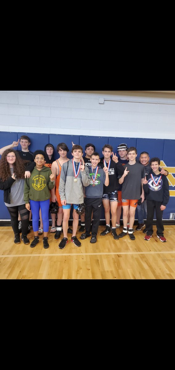 CoachLew_88's tweet photo. Rockwall Middle School wins the St. Mark's Invitational!!! @RISDAthletics @CainConnection @utleywolves @WMS_Wildcats @JacketWrestle https://t.co/83lHPFI48Q