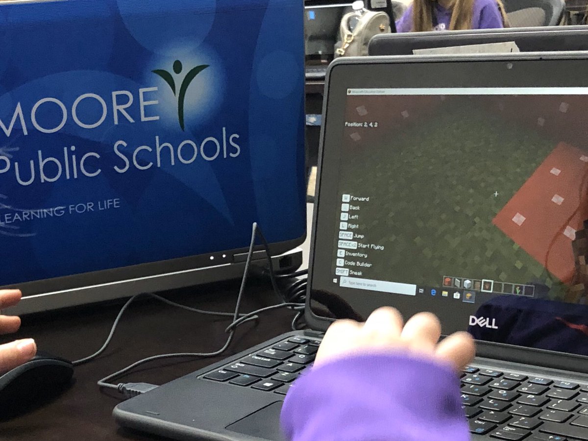 MPSTechnology's tweet photo. Great Saturday with our @MoorePublicSch Student Tech Team. They spent the day learning how to teach #minecrafteducation to teachers.  Thanks @iluvthelibrary, @e_verno, @Hawkins_RandyM and @susietinker5 for getting this going. #play2learn #mpspride #futureteachers @PlayCraftLearn https://t.co/Oo6pDmisSj
