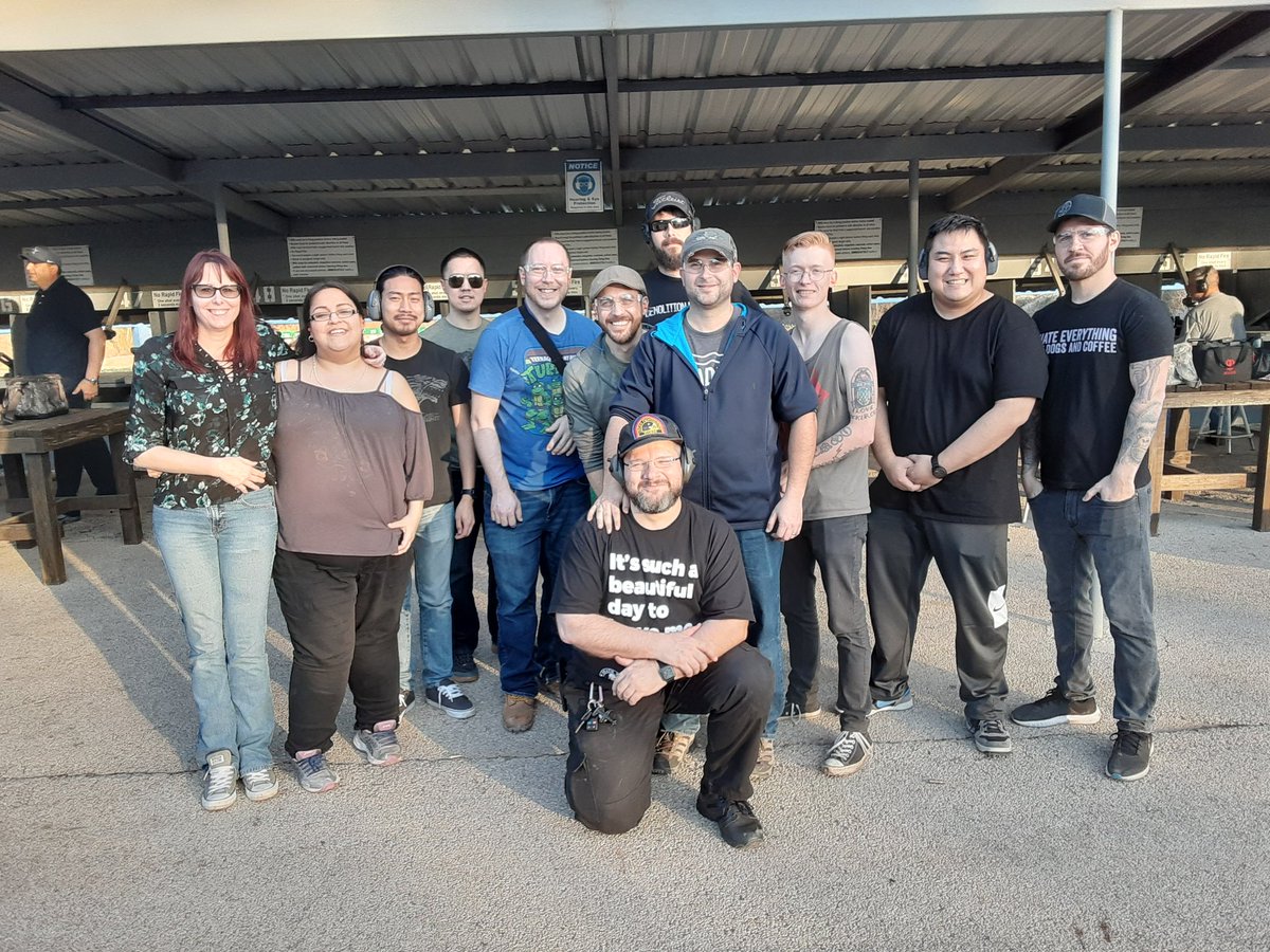 LadyMexRican's tweet photo. Shadow family at the gun range https://t.co/ab9cxS4zgK