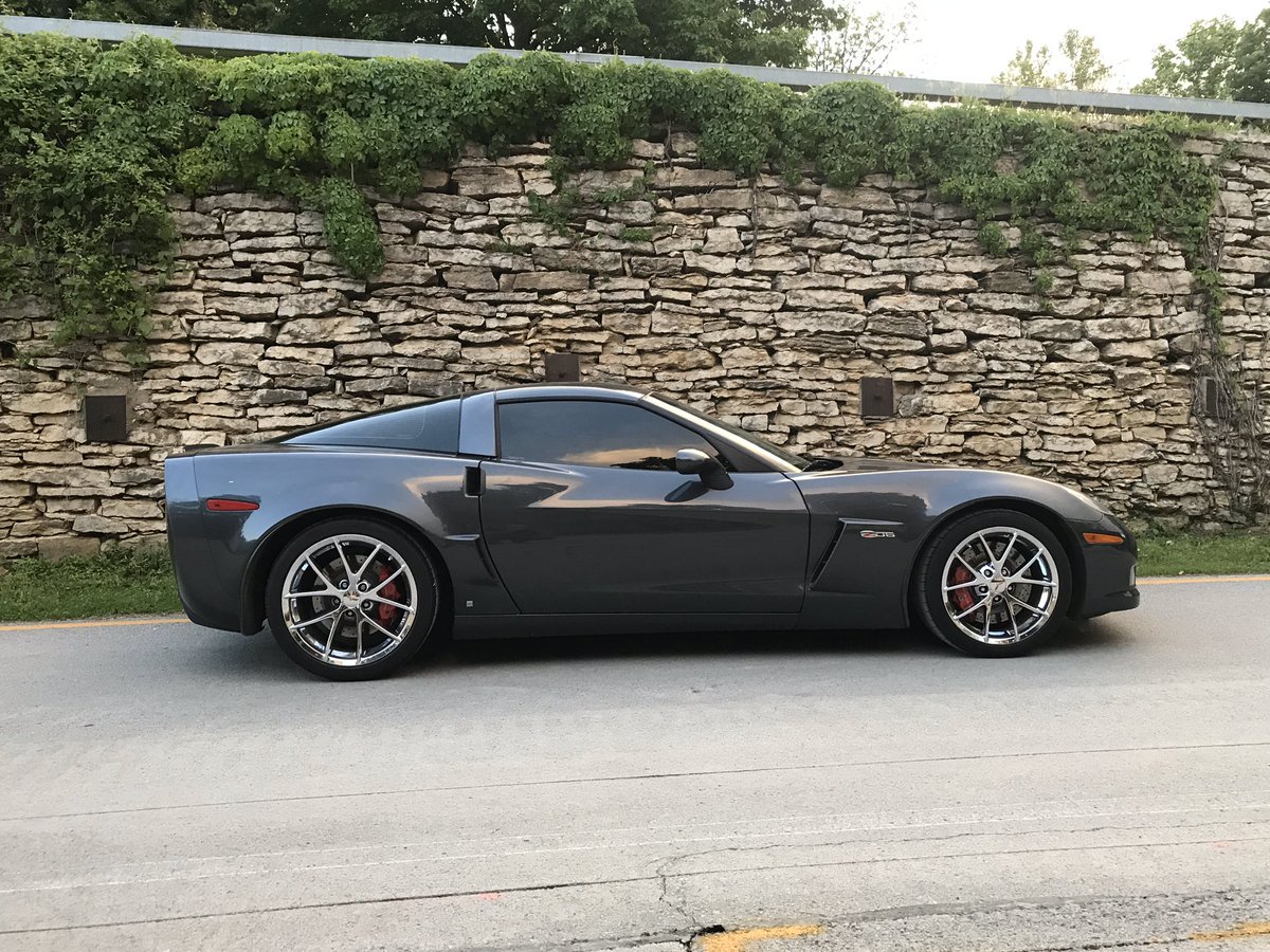 ccrane001's tweet photo. Some pics of my C6Z06. https://t.co/v5daf8ANY2